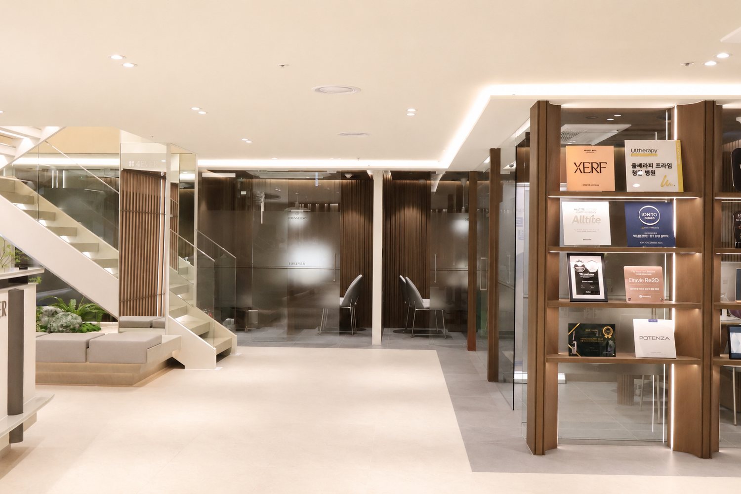 Treatment floor at Forever Clinic Myeongdong